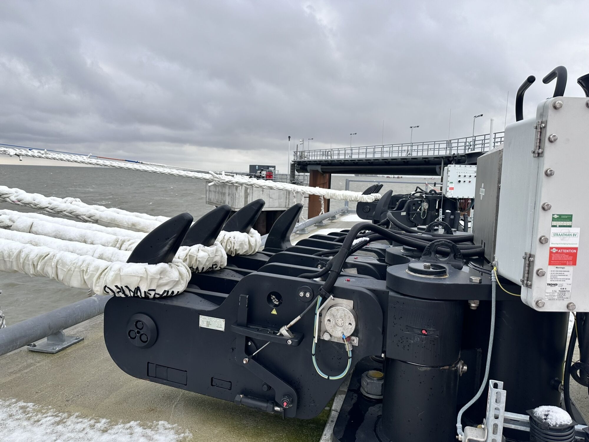 Straatman Mooring LNG Willemshaven