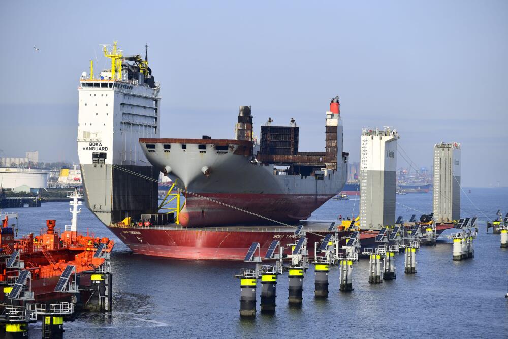 Straatman Mooring solar power