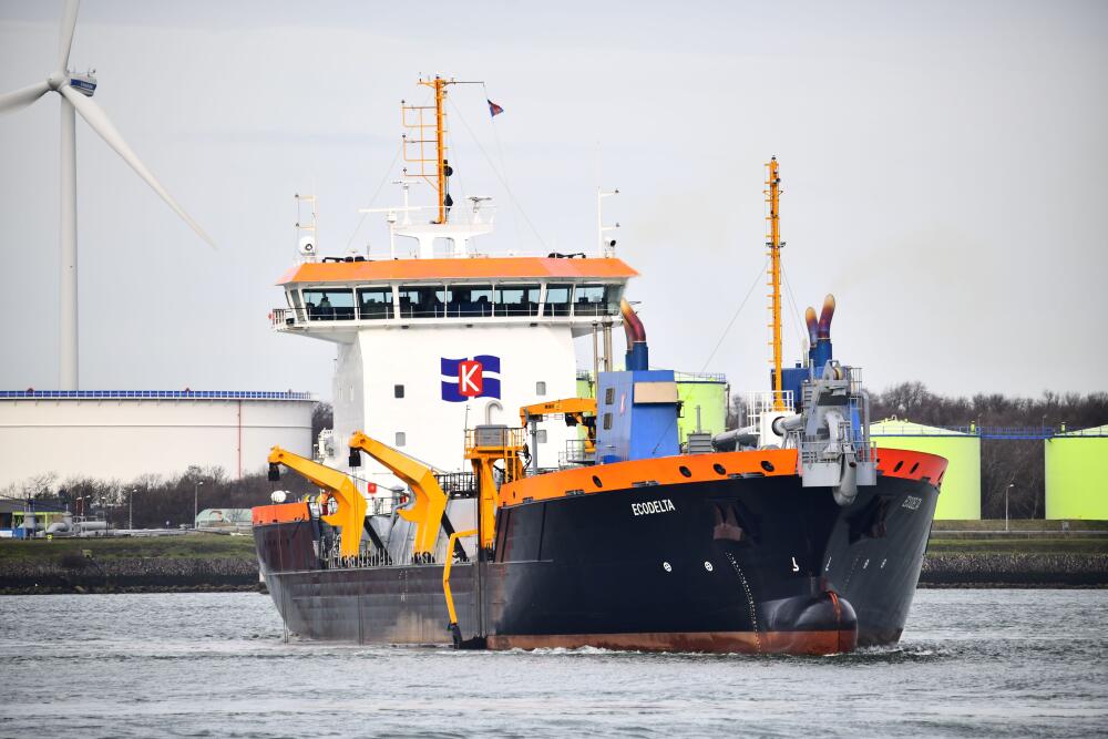 Straatman bow coupling dredger
