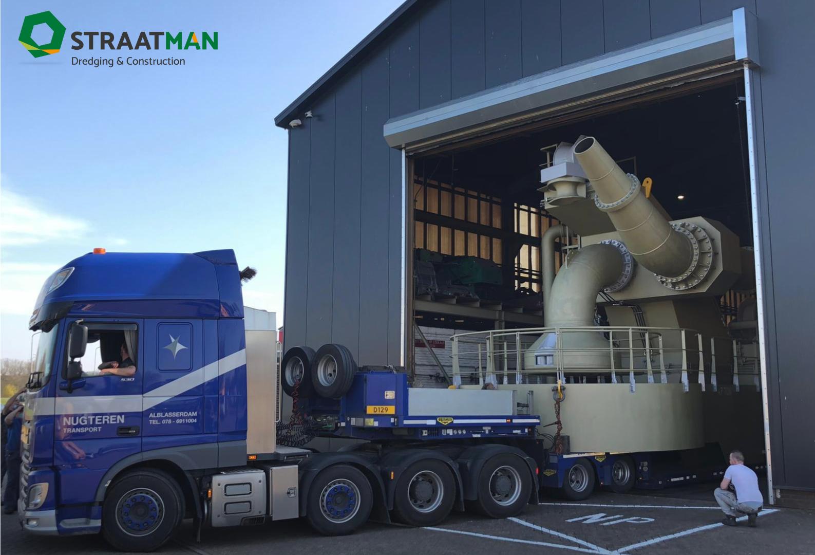 Straatman bow coupling for dredgers