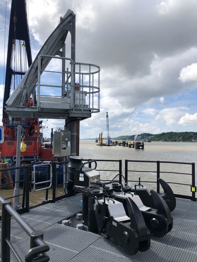 Quick Release Mooring Hooks