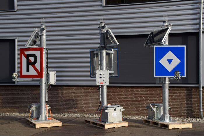 Solar power systems for port