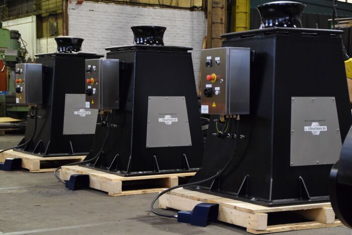 capstans for cruise terminal